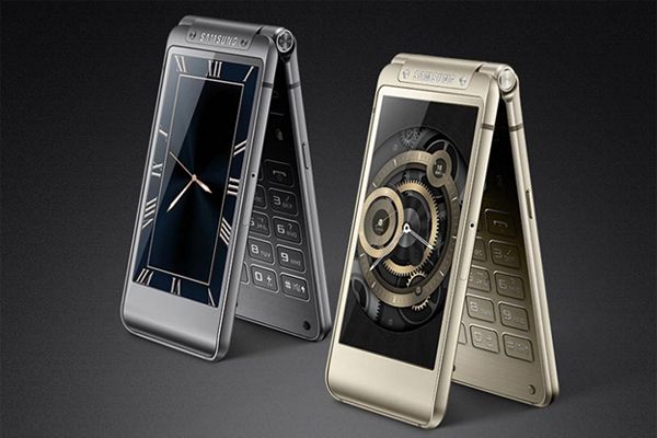 Samsung W2017 Flip-Phone; Blend Of Two Decades 