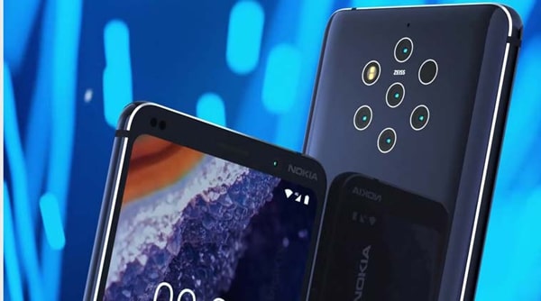 Smartphone With Five Rear Cameras